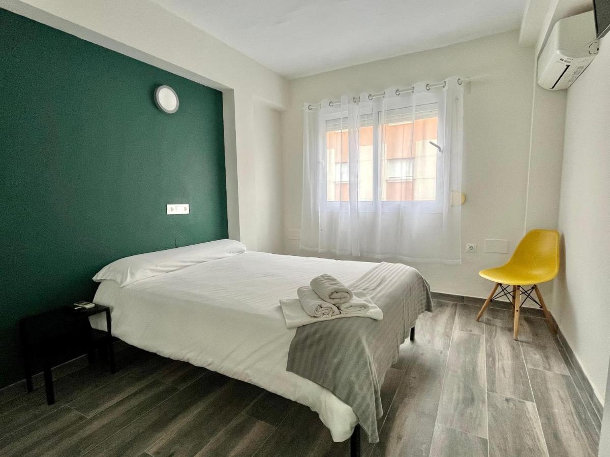 Standard Queen Room