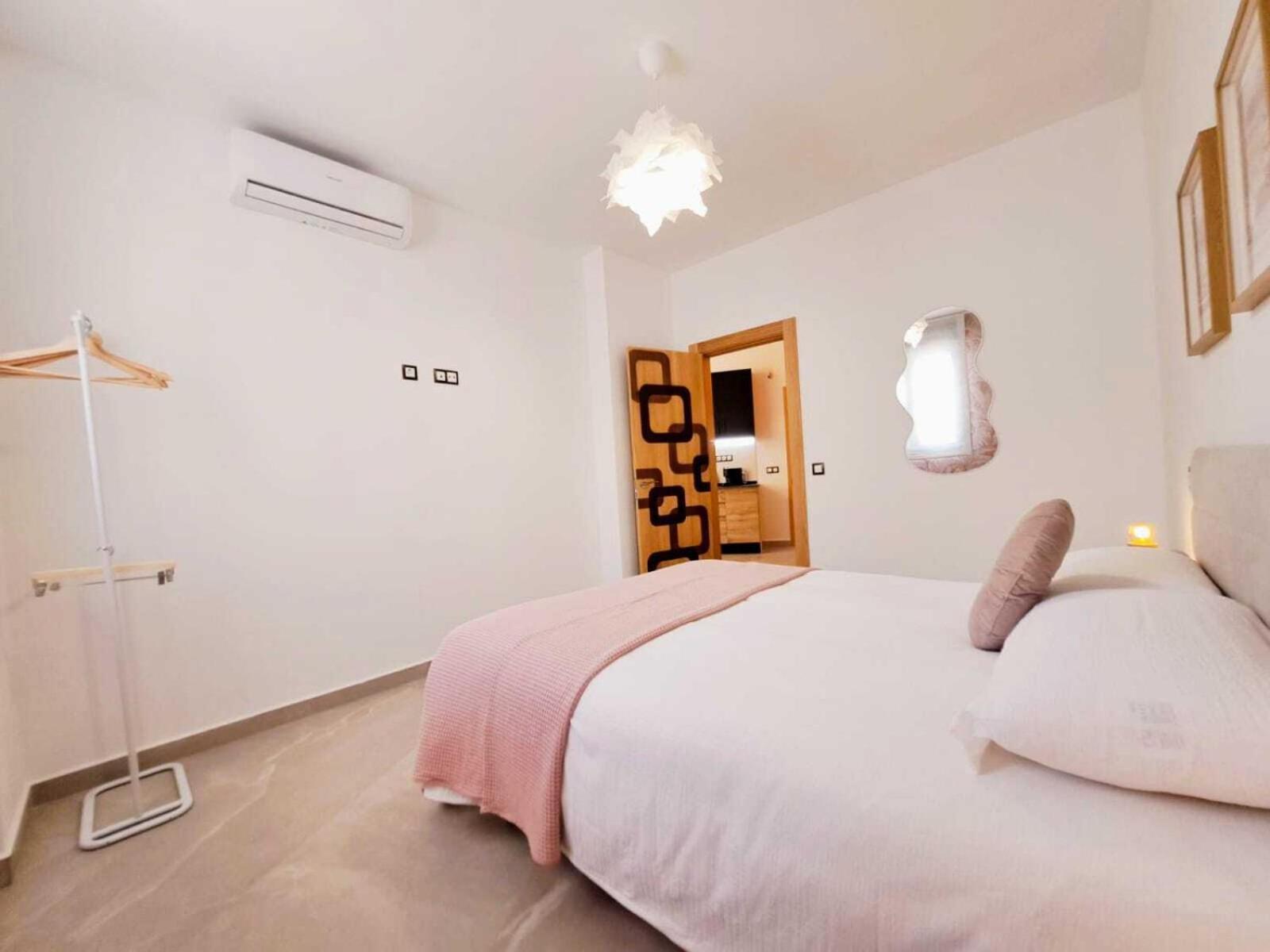One-Bedroom Apartment,1702269409:JPEG