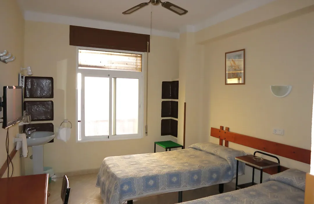 Hostal Guillot-1