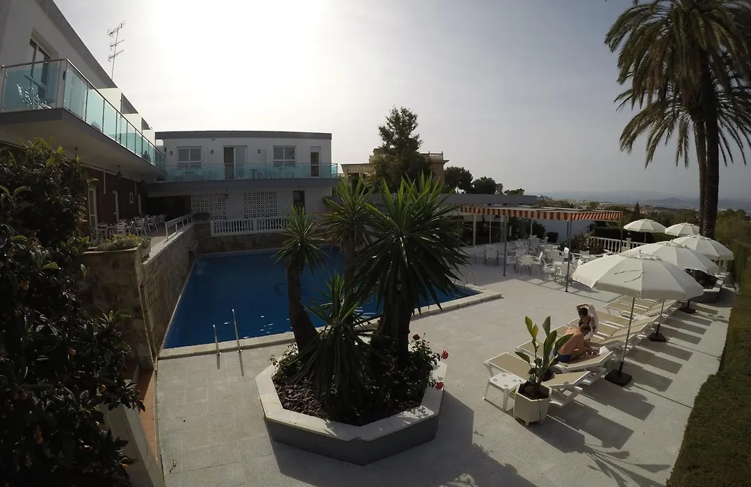 Hotel Complejo Los Rosales-1